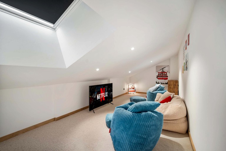 Vacation Rentals (France, Courchevel, Auvergne-Rhône-Alpes)