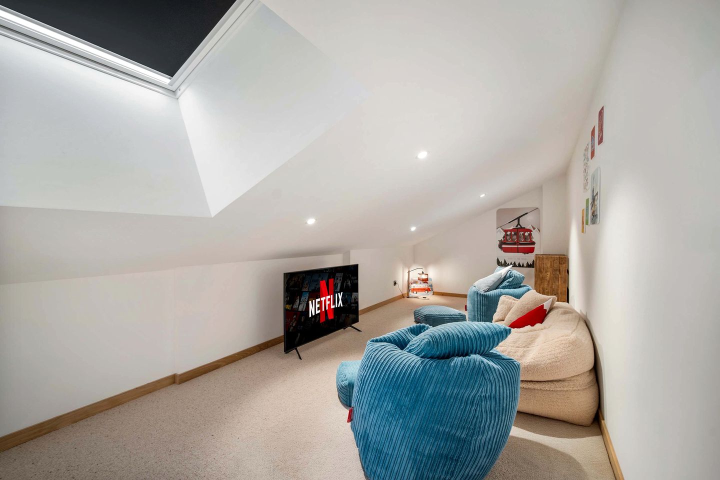 Luxurious Penthouse with Panoramic Mountain Views near Ski Lifts in Courchevel, France