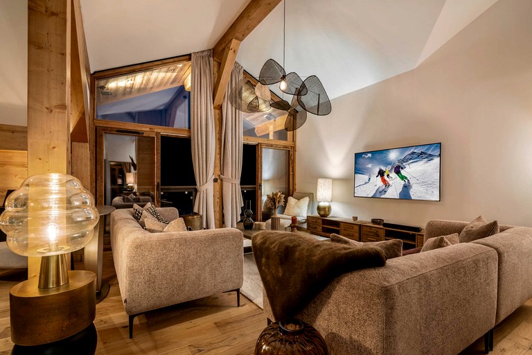 Vacation Rentals (France, Courchevel, Auvergne-Rhône-Alpes)