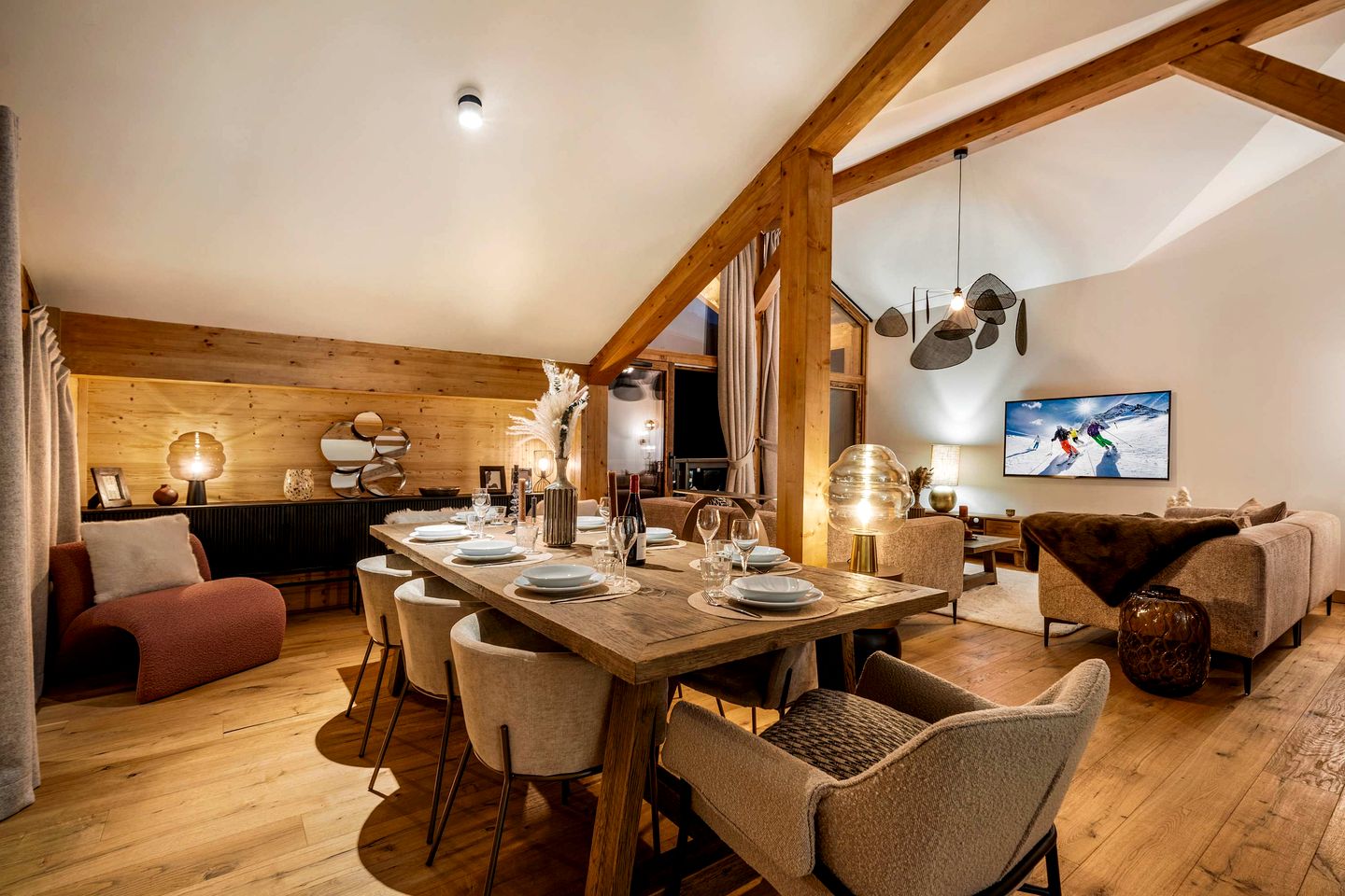Luxurious Penthouse with Panoramic Mountain Views near Ski Lifts in Courchevel, France