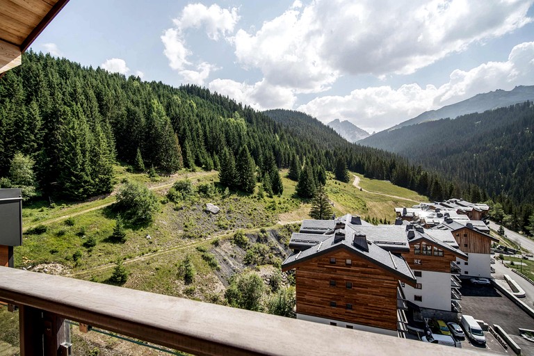 Vacation Rentals (France, Courchevel, Auvergne-Rhône-Alpes)