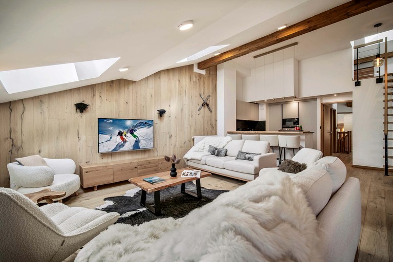 Vacation Rentals (France, Courchevel, Auvergne-Rhône-Alpes)