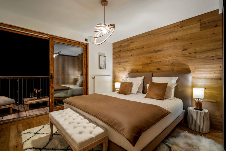 Vacation Rentals (France, Courchevel, Auvergne-Rhône-Alpes)