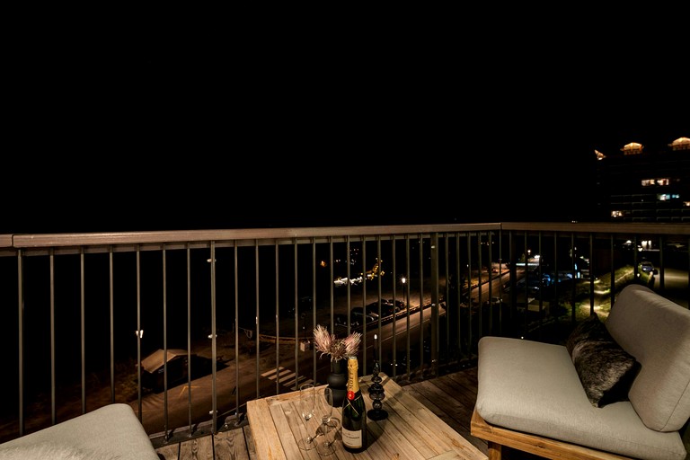 Vacation Rentals (France, Courchevel, Auvergne-Rhône-Alpes)