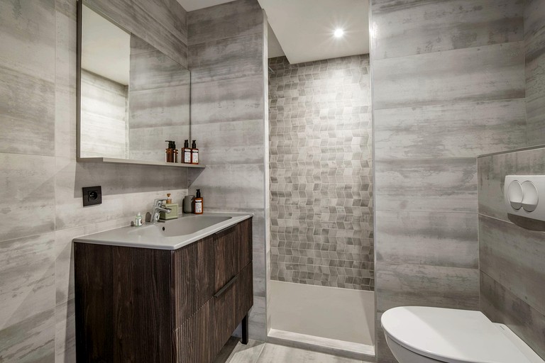 Vacation Rentals (France, Courchevel, Auvergne-Rhône-Alpes)