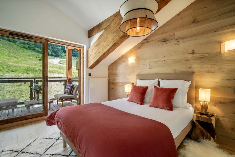 Vacation Rentals (France, Courchevel, Auvergne-Rhône-Alpes)