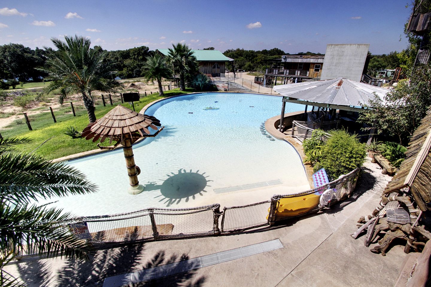 Luxury Rental with a Swimming Pool Perfect for Large Groups near Gruene, Texas