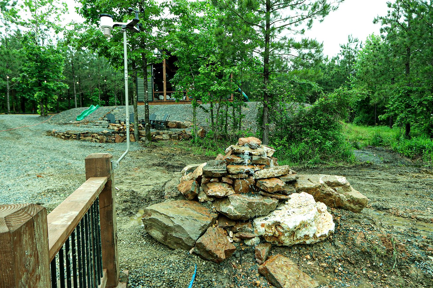 Beautiful Cabin with Hot-tub and Great Forest Sights in Hochatow, Oklahoma