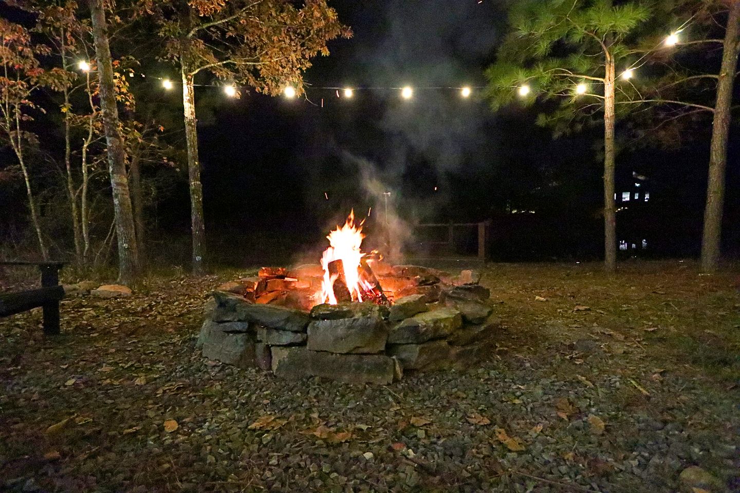 Beautiful Cabin with Hot-tub and Great Forest Sights in Hochatow, Oklahoma