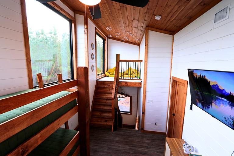 Cabins (United States of America, Hochatow, Oklahoma)