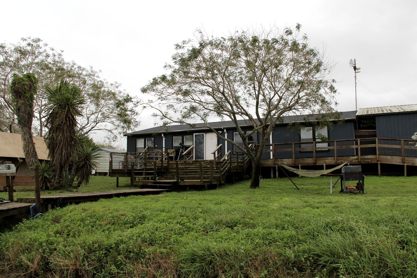 Safari Tent Glamping Minutes from SpaceX Launches in Brownsville, TX