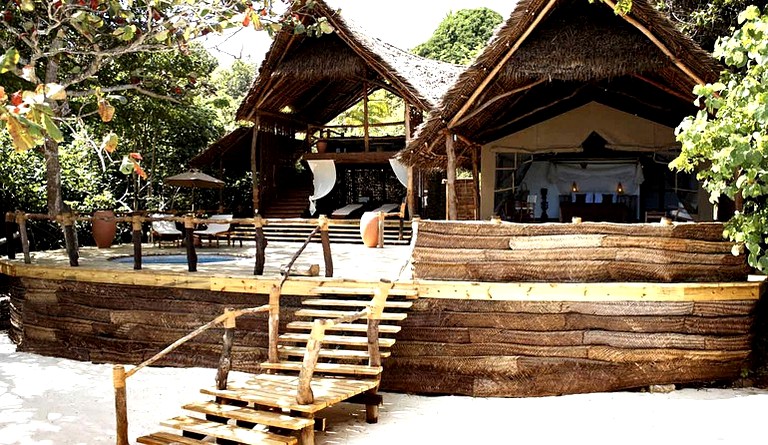 Huts (Finya, Pemba North Region, Tanzania)