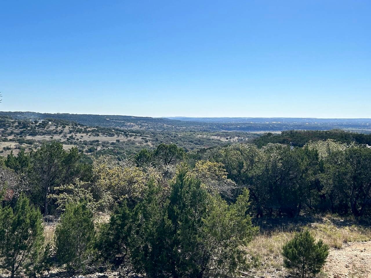 Scenic Hill Country Safari Tent Retreat with Hot Tub near Lake Travis in Marble Falls, Texas