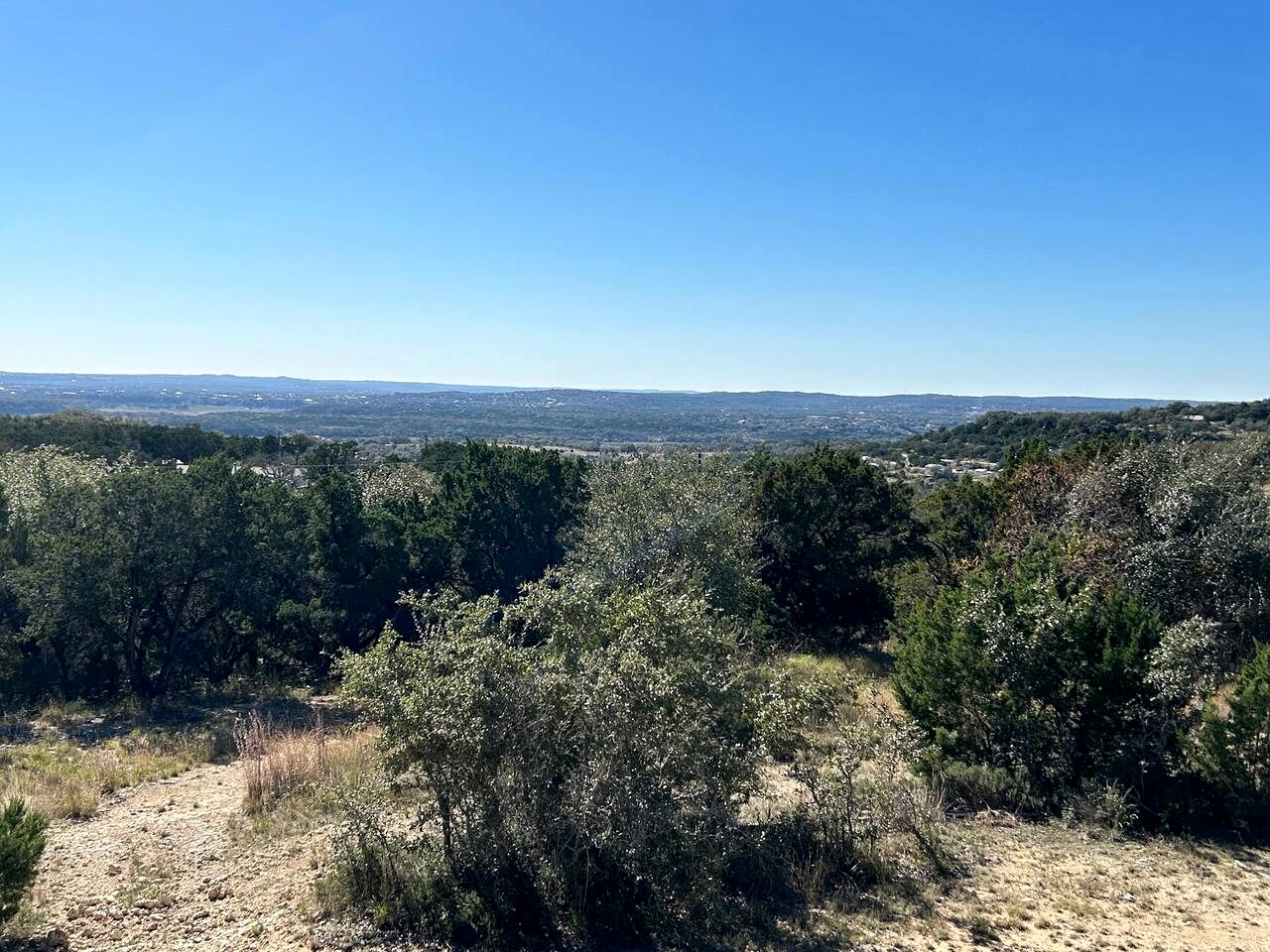 Romantic Hilltop Safari Glamping Tent with Lake Views near Lake Travis in Marble Falls, Texas