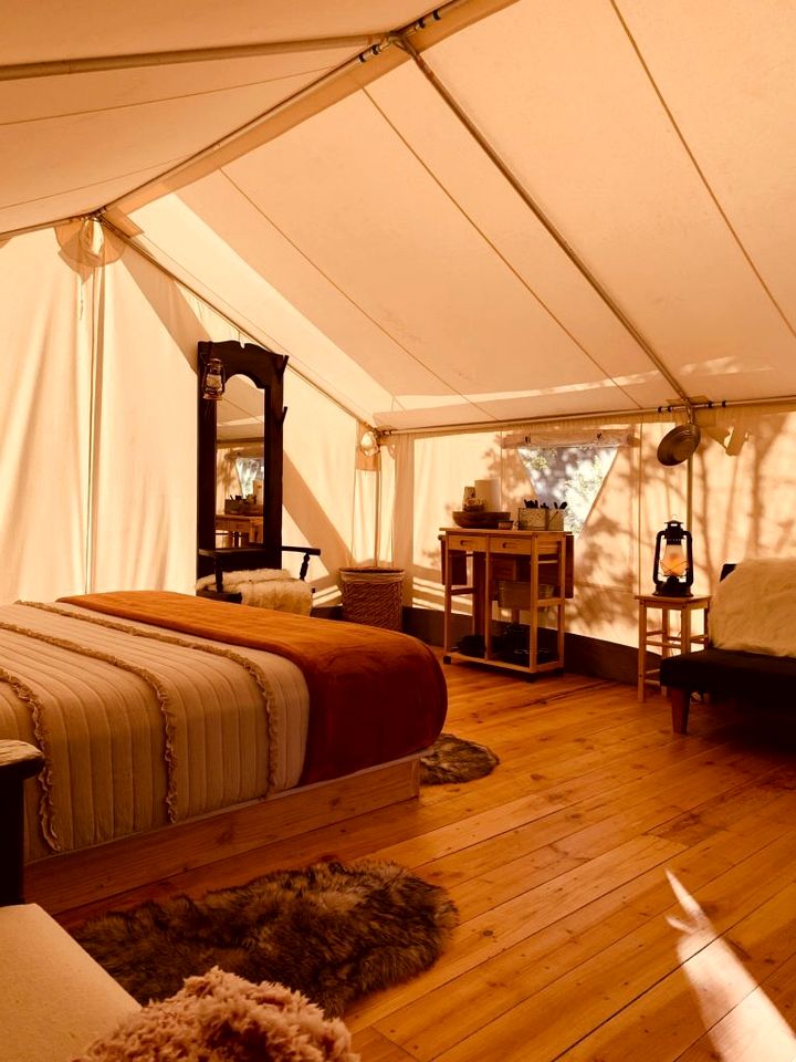 Glamping! Luxury Tent Explorer in Idleyld Park, OR