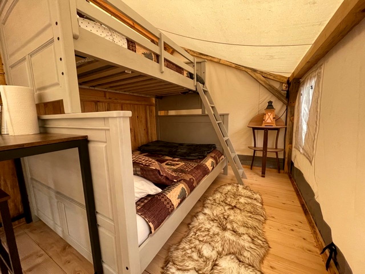 Glamping! Luxury Family Size Tent, Douglas County, Oregon