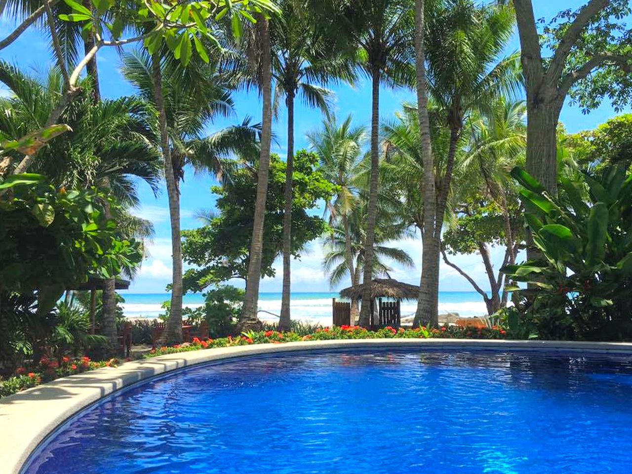 Luxury Tent with a Private Jacuzzi and Beachfront Views in Santa Teresa, Costa Rica