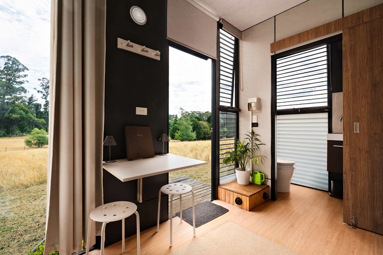 Vacation Rentals (Australia, Korweinguboora, Victoria)