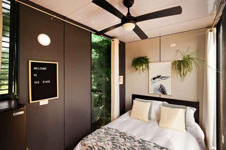 Vacation Rentals (Australia, Korweinguboora, Victoria)