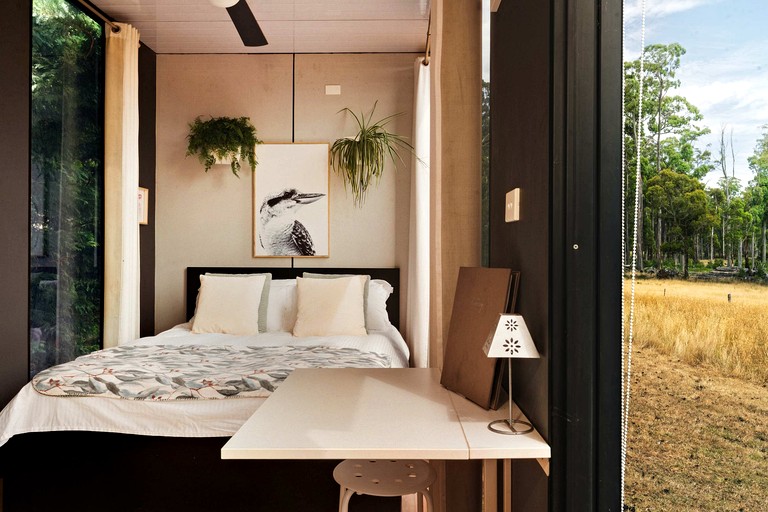 Vacation Rentals (Australia, Korweinguboora, Victoria)