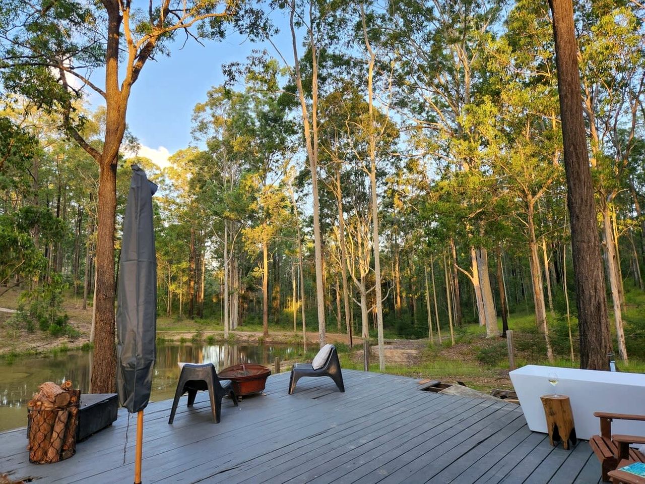 Luxury Tiny House with Firepit, Barbecue and Outdoor Bathtub in New South Wales, Australia
