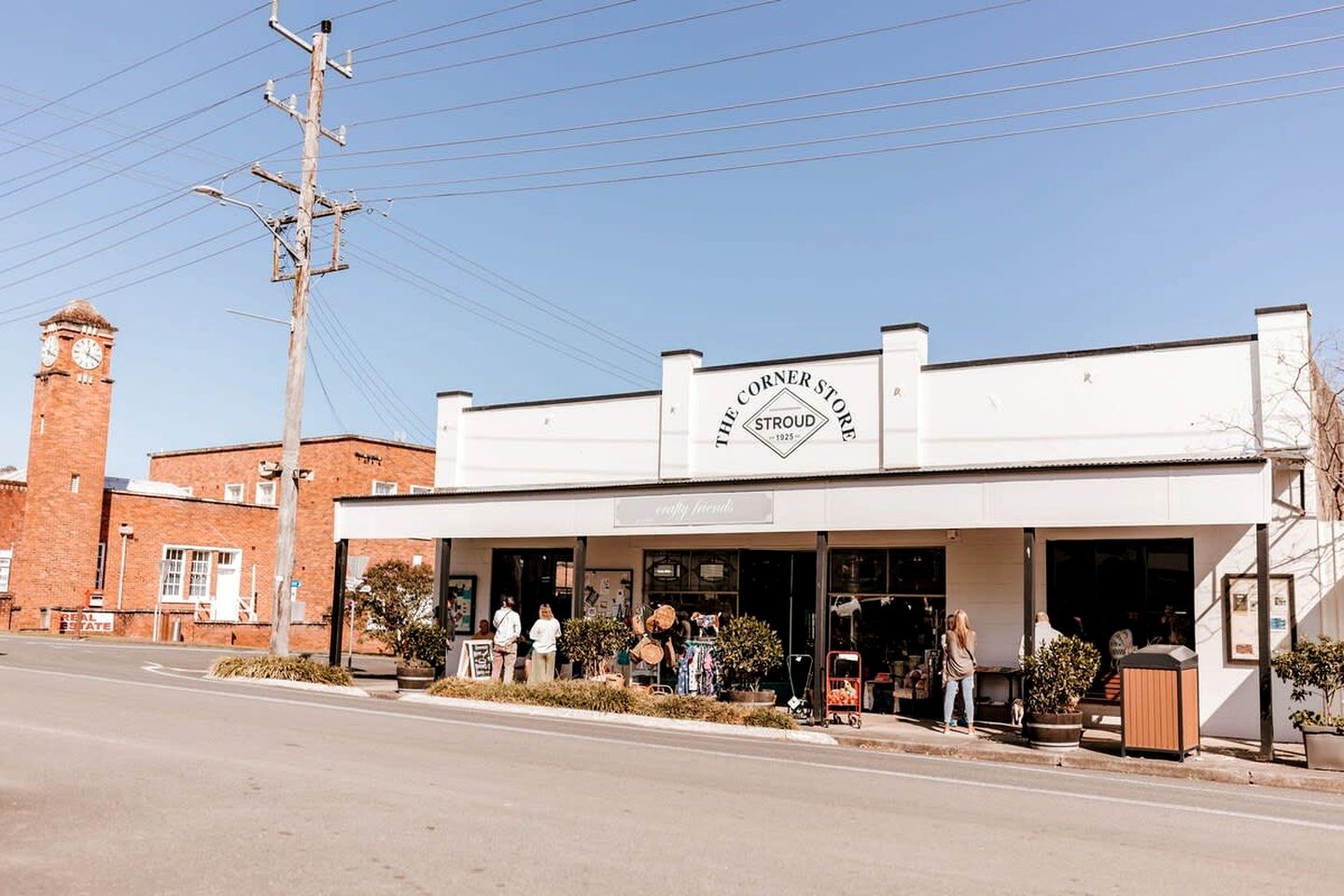 Luxury Tiny House with Firepit, Barbecue and Outdoor Bathtub in New South Wales, Australia