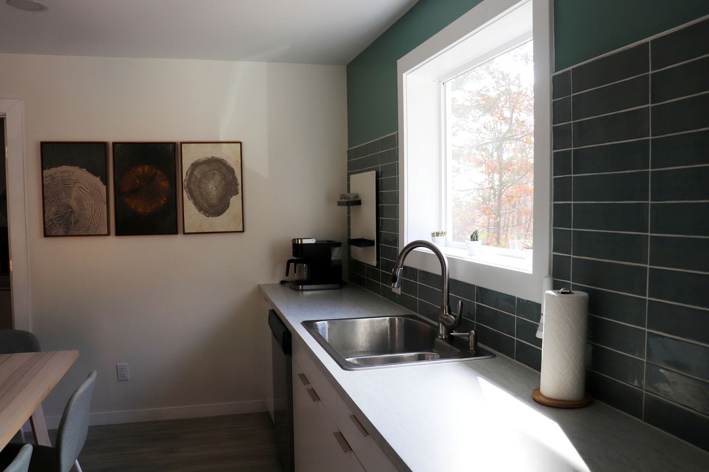 Luxury Tiny House Glamping Getaway: Book Your Escape in Benton, Pennsylvania in Style