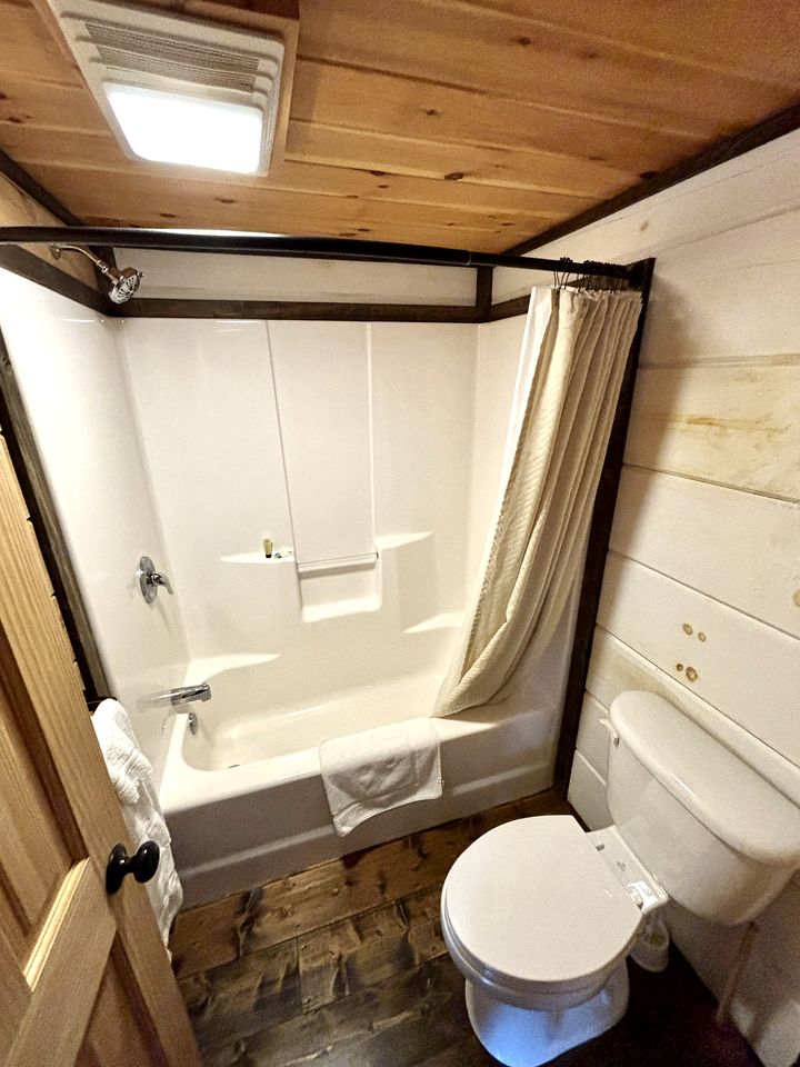 Tiny Home Cottage Near the Smokies #6 Greta, Sevierville, TN