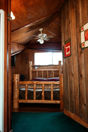 Tree Houses (United States of America, White Salmon, Washington)