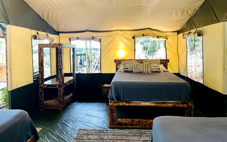 Safari Tents (Costa Rica, Quepos, Puntarenas)