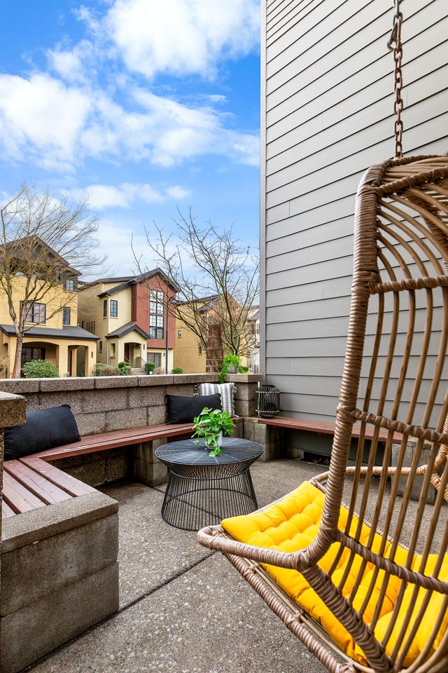 The Pendleton – Walkable / Arcade Loft / Modern in Eugene, OR