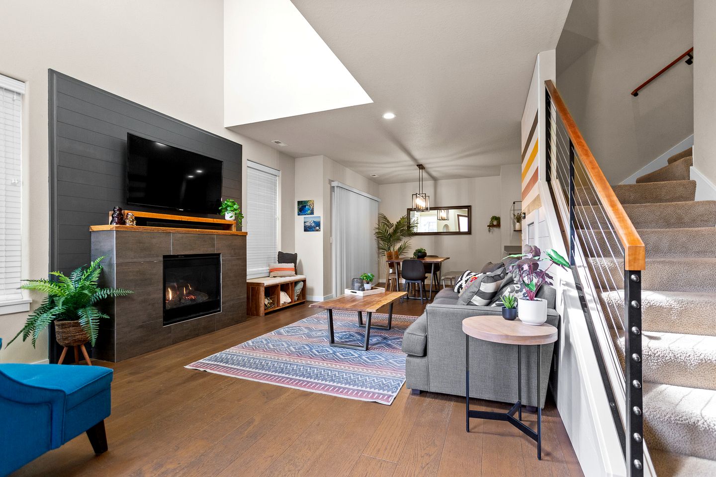 The Pendleton – Walkable / Arcade Loft / Modern in Eugene, OR