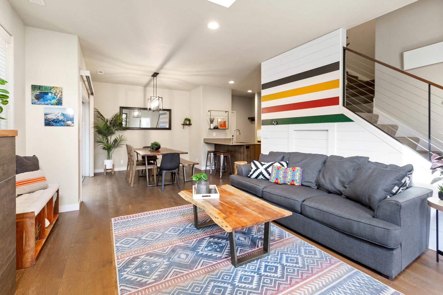 The Pendleton – Walkable / Arcade Loft / Modern in Eugene, OR