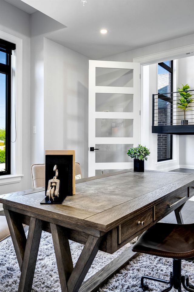 Luxury Vacation Rental with Breathtaking Lake Erie Views in Leamington, Ontario