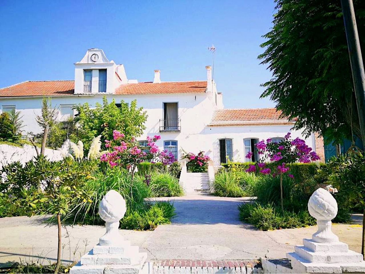 Luxury Vacation Rental with a Cozy Fireplace near Granada, Spain