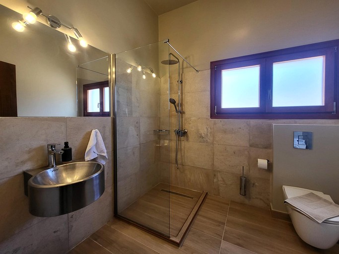 Vacation Rentals (Greece, Chersonisos, Crete)