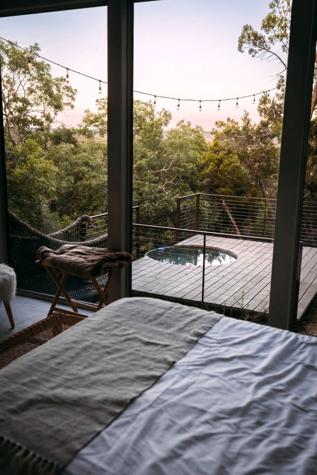 Luxury Villa near Marble Falls for Weekend Getaways in Texas for Couples