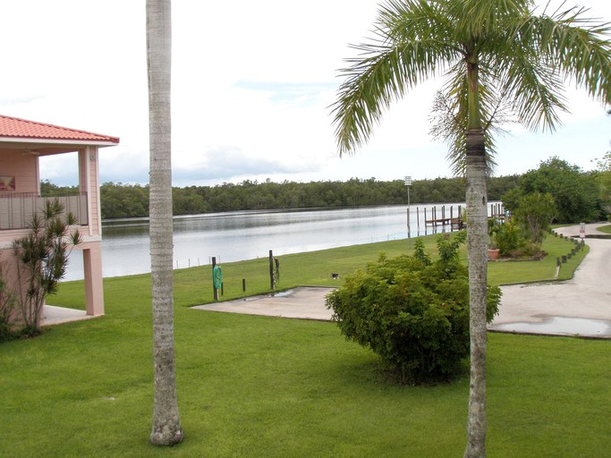 Vacation Rentals (Everglades City, Florida, United States)