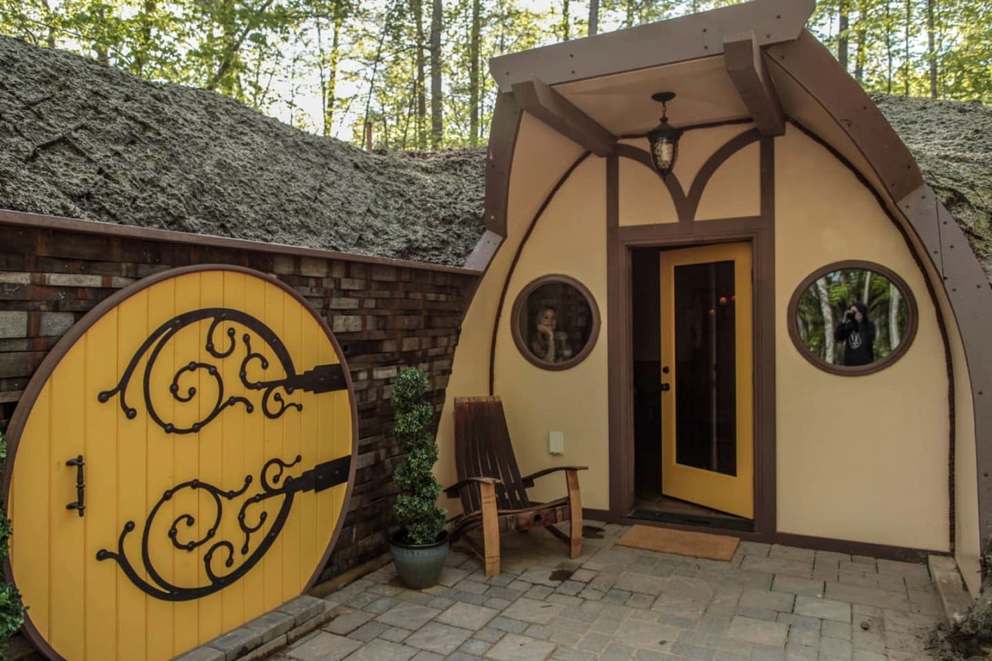 Charming Luxury Hobbit House with Private Hot Tub in Tranquil Woodlands on Littlefield Pond in Springvale, Maine