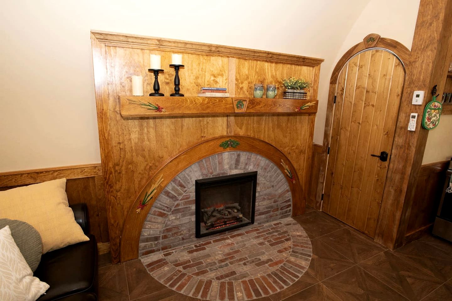 Charming Luxury Hobbit House with Private Hot Tub in Tranquil Woodlands on Littlefield Pond in Springvale, Maine