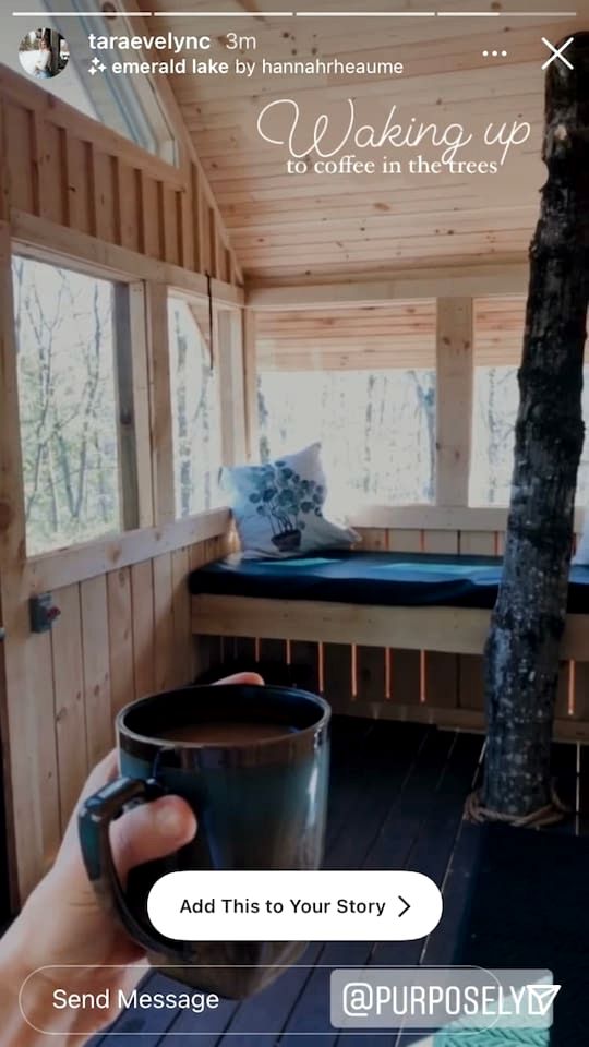 Luxurious Tree House with Hot Tub and Firepit, Perched over Littlefield Pond, Perfect for a Relaxing Weekend Getaway near Portland, Maine