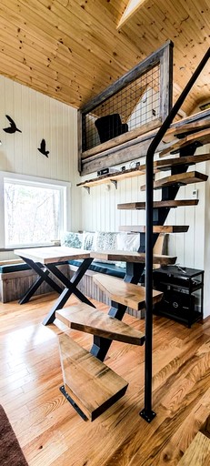Tree Houses (United States of America, Sanford, Maine)