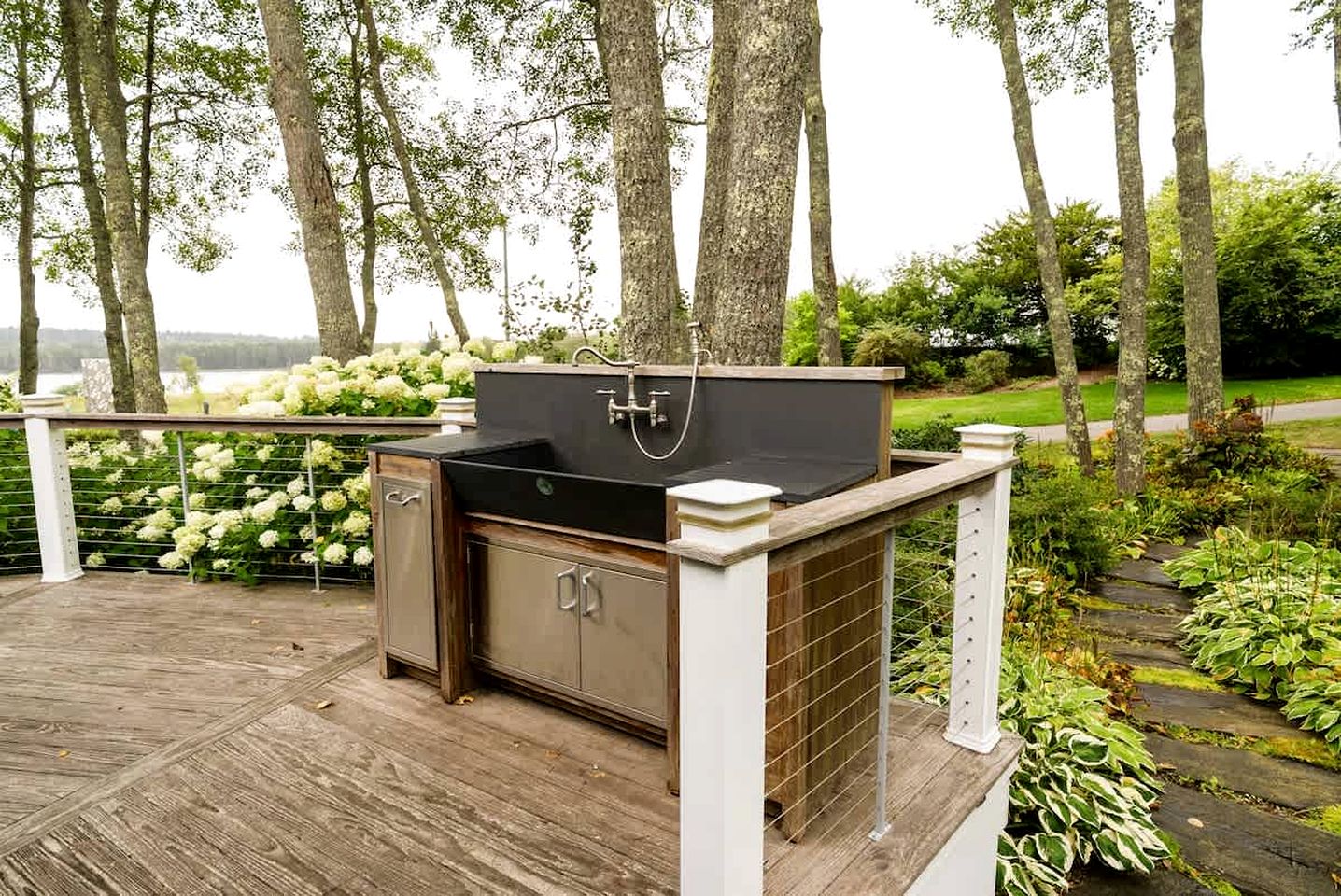 Romantic Luxury Yurt with Private Beach & Steam Shower near Friendship, Maine