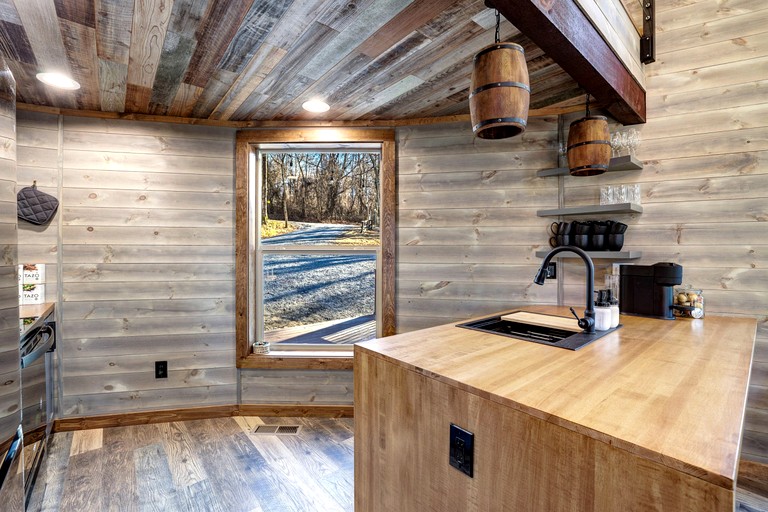 Yurts (United States of America, Stanley, Virginia)