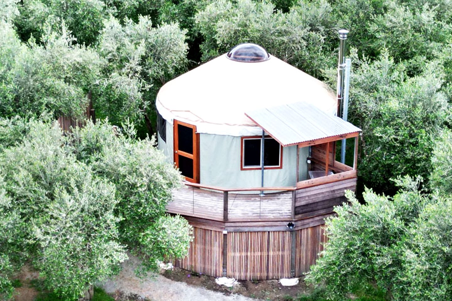 Luxury Yurt Rental for Romantic Glamping Vacations in Jumbunna, Victoria