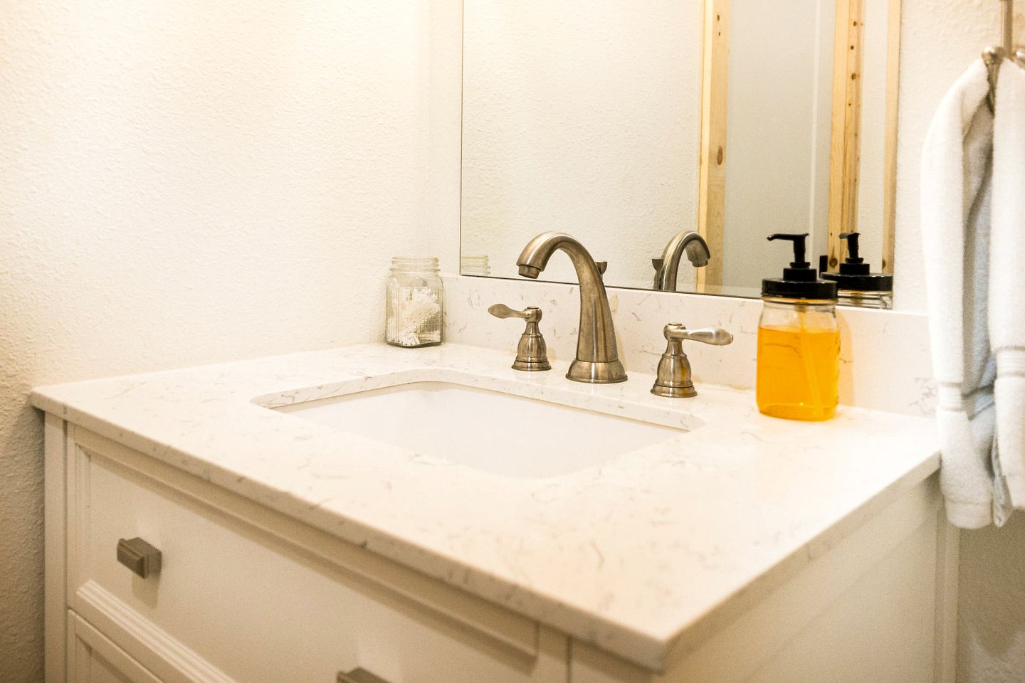 Tranquil Lynden Accommodation Ideal for Glamping near Bellingham, Washington