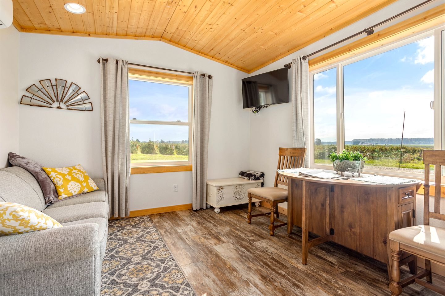 Tranquil Lynden Accommodation Ideal for Glamping near Bellingham, Washington