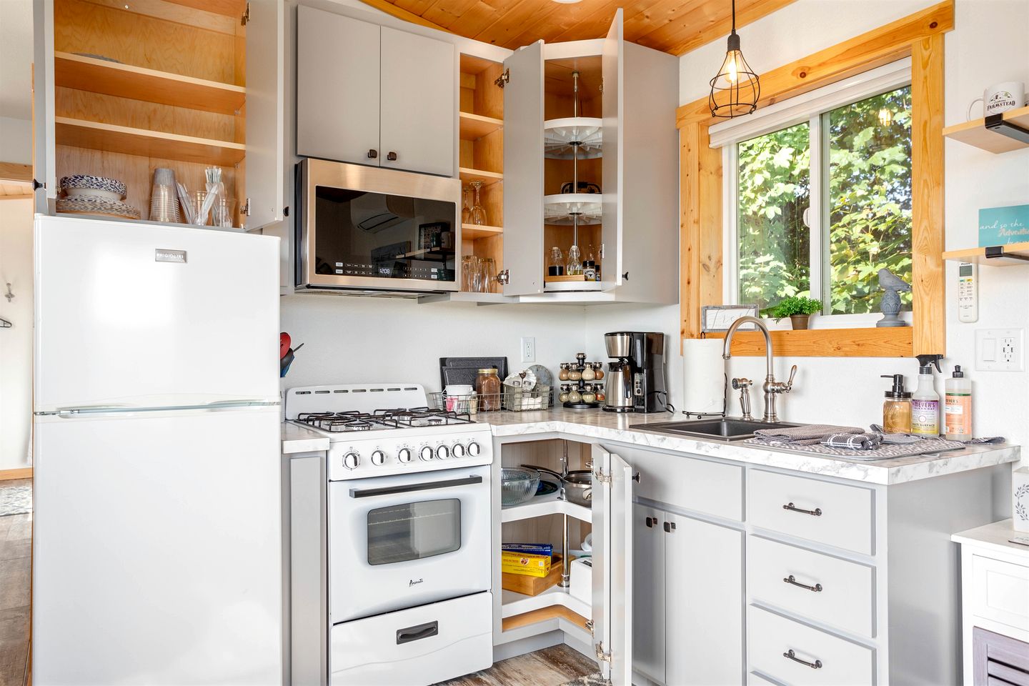 Tranquil Lynden Accommodation Ideal for Glamping near Bellingham, Washington