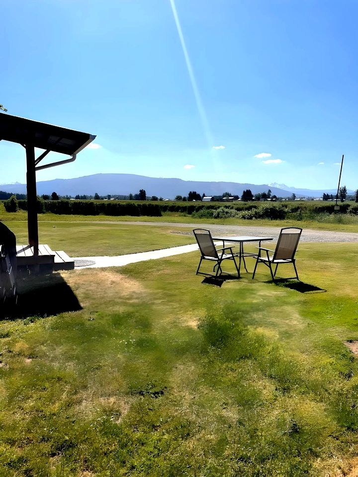 Tranquil Lynden Accommodation Ideal for Glamping near Bellingham, Washington