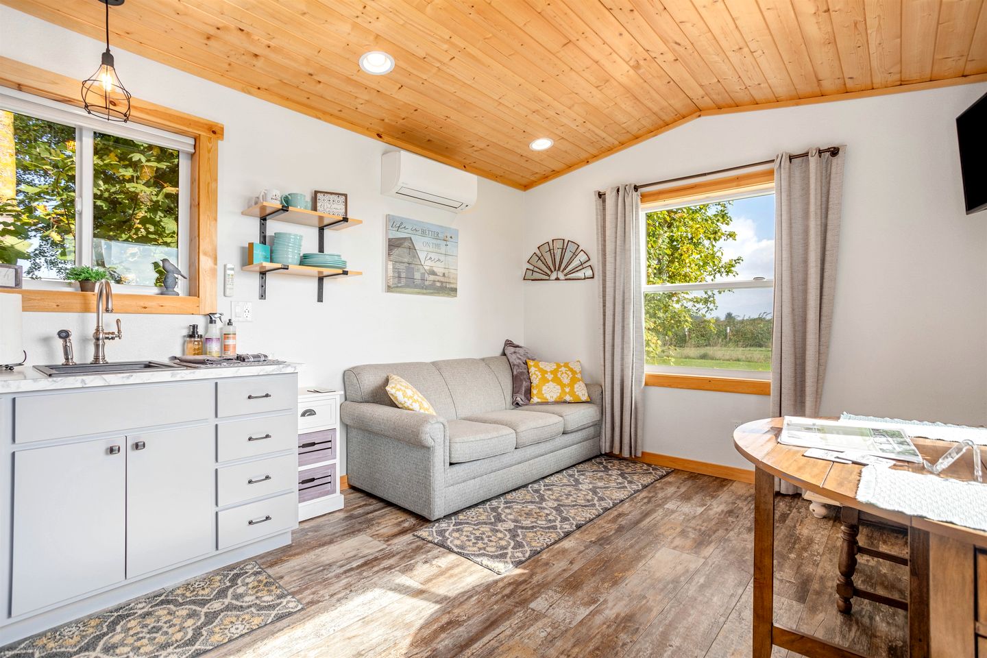 Tranquil Lynden Accommodation Ideal for Glamping near Bellingham, Washington